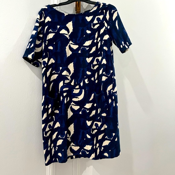 Selected Femme Dresses & Skirts - Colorblock Shift Dress - Size 38 - Pockets, Wrinkle Free